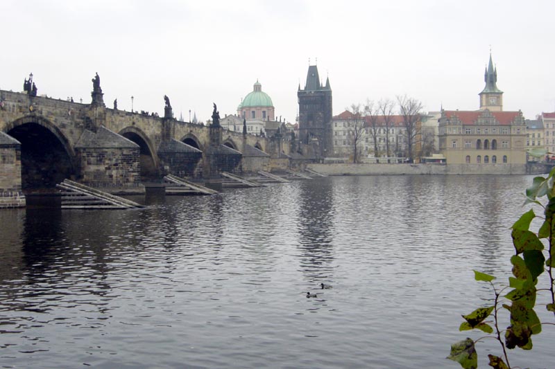 Pr05 Pt Charles & Vltava (2)