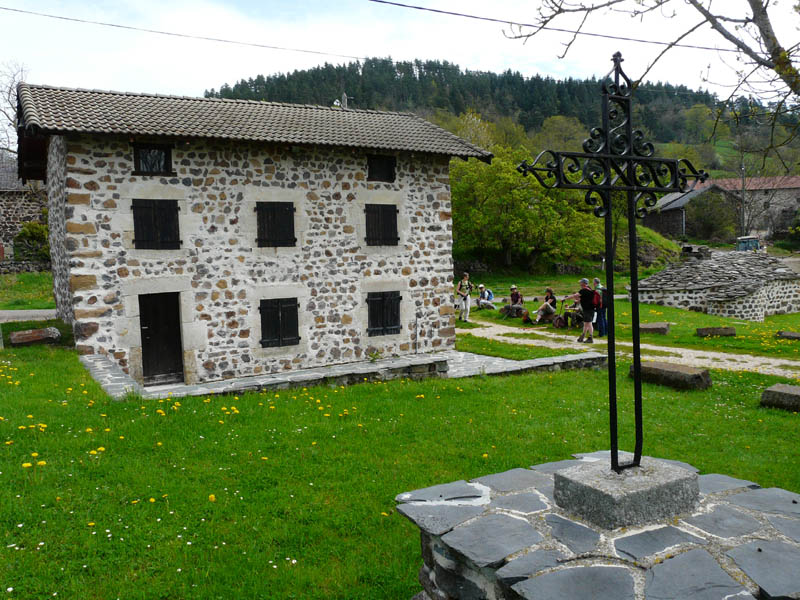 P1000898